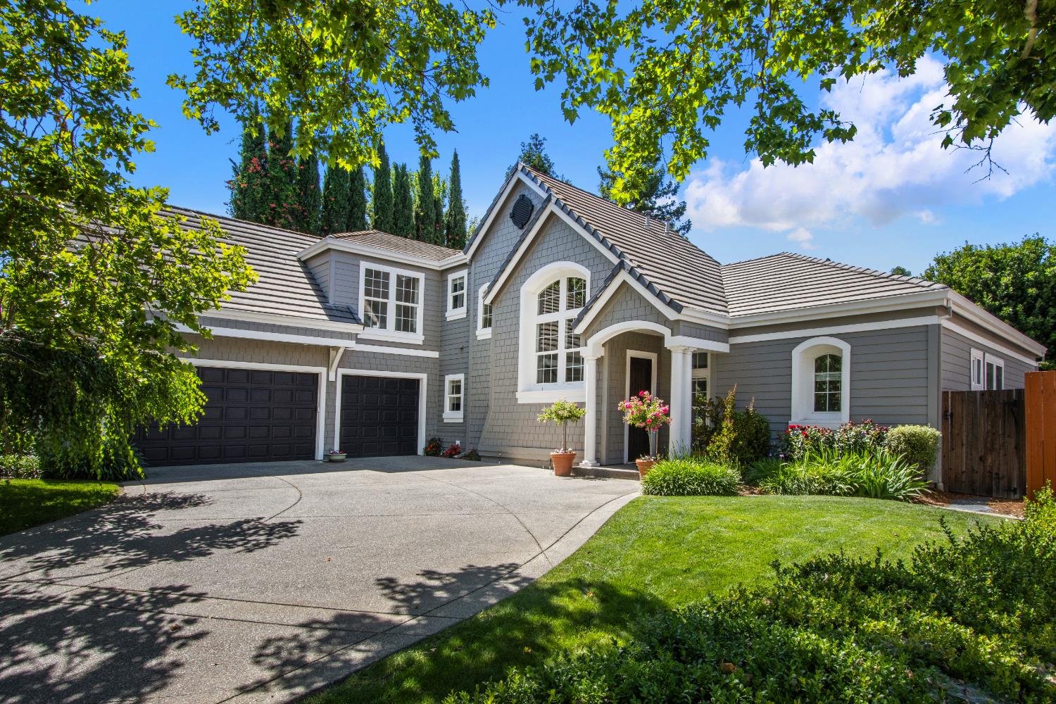 3309 La Playa Drive