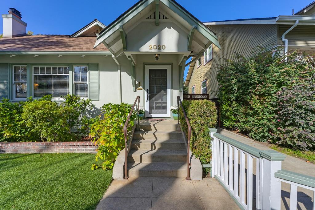 2020 24th Street
