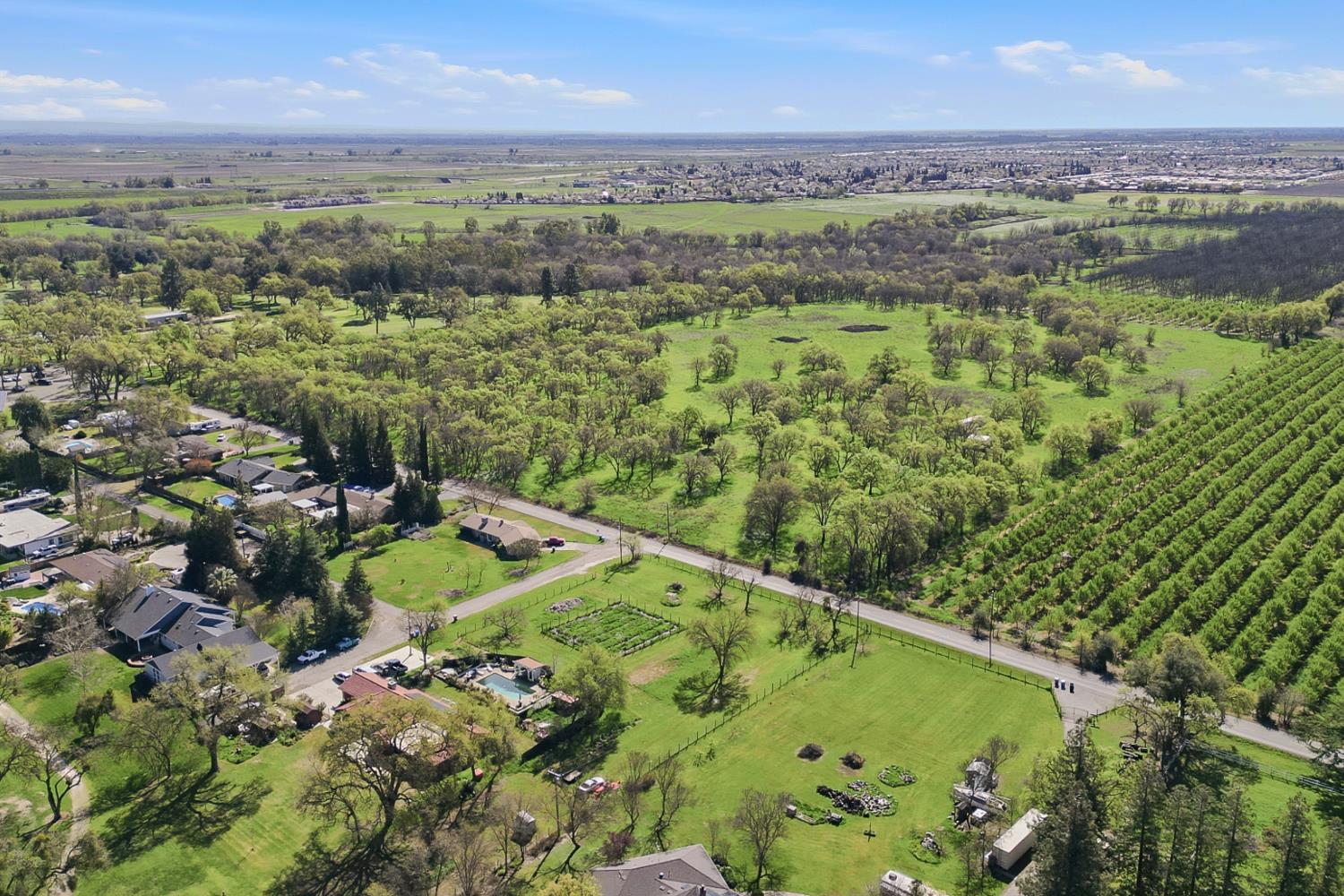 1374 Country Club Road