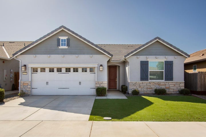 Photo 1 of 31 — 1170 Aartman Drive, Ripon, CA 95366