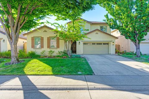 1082 Smith Way Folsom CA 95630