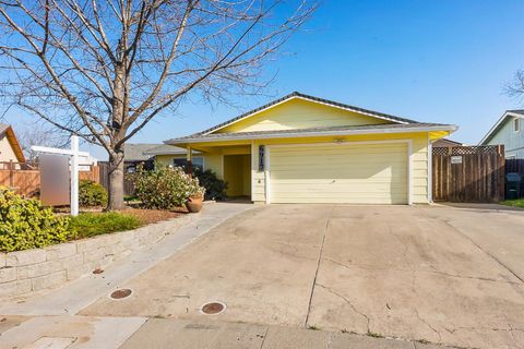 6917 Lemondrop Court Sacramento CA 95824