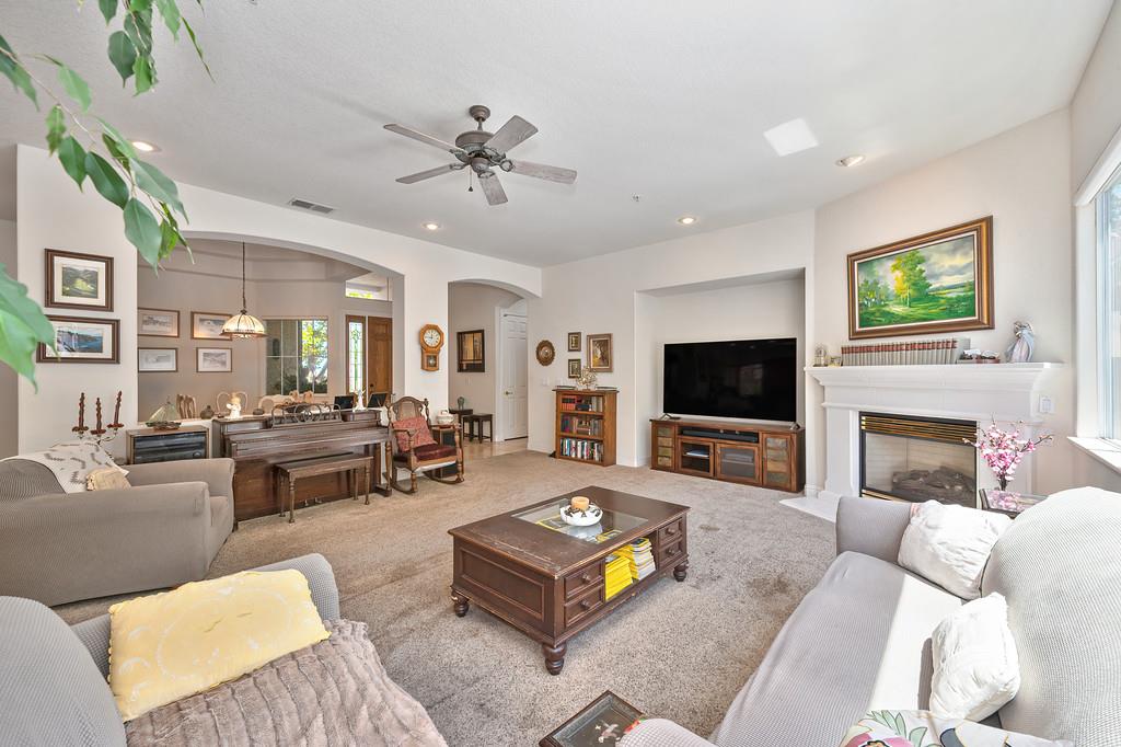 6905 Tadworth Way