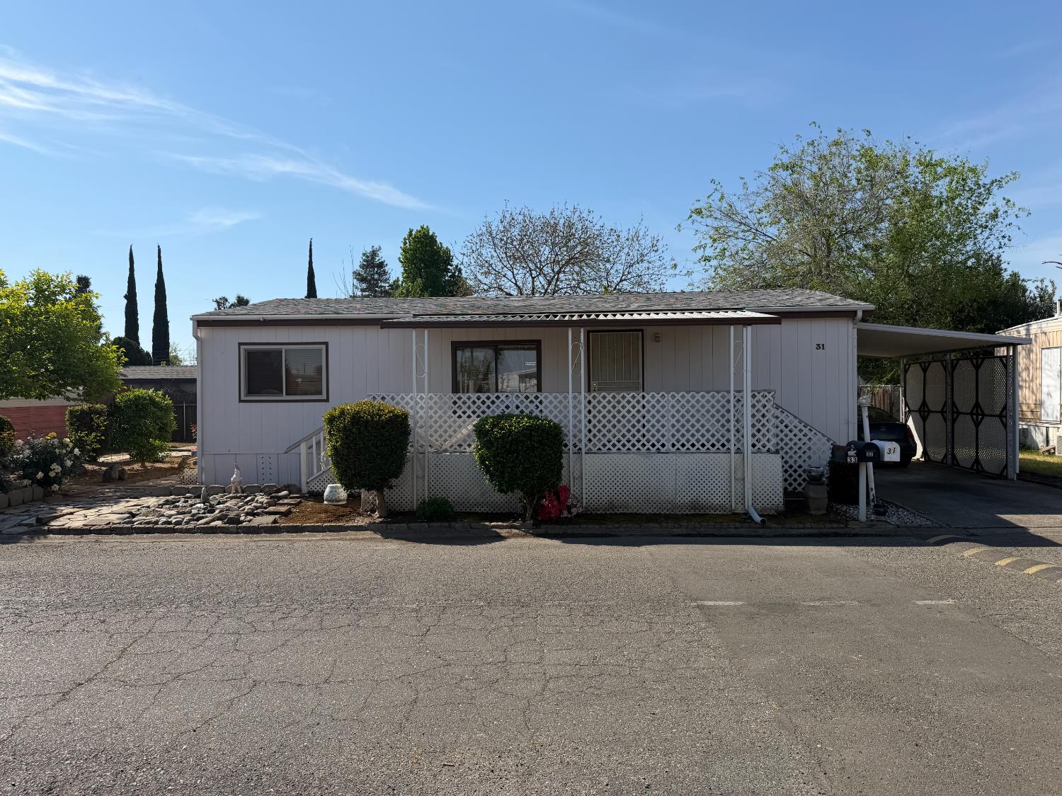 2160 Live Oak Boulevard 31