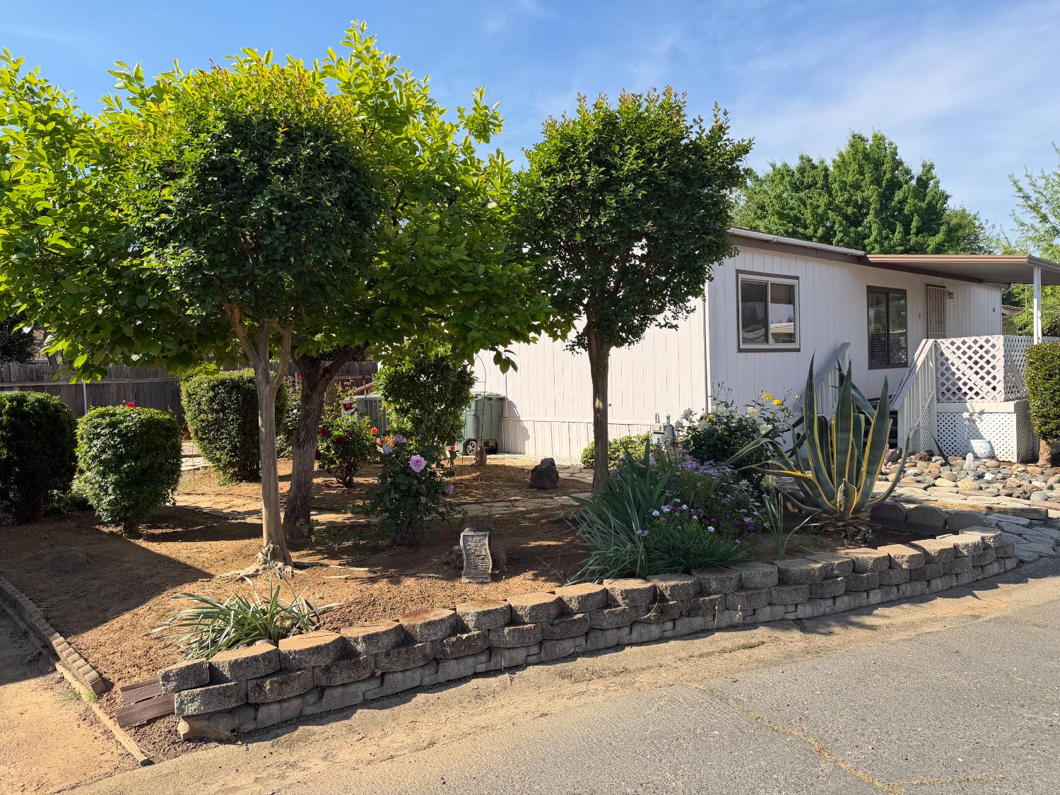 2160 Live Oak Boulevard 31