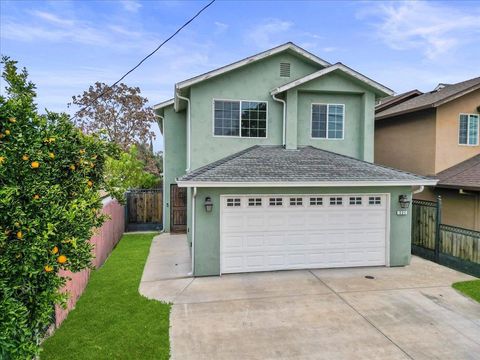 221 S 6th Avenue Oakdale CA 95361