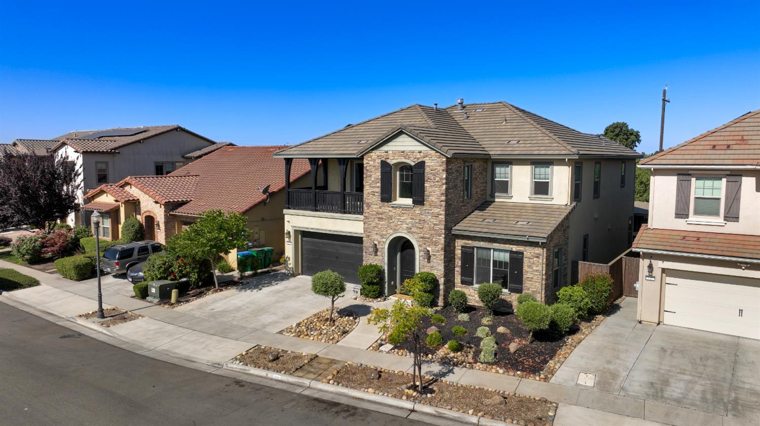 235 Windrush Way