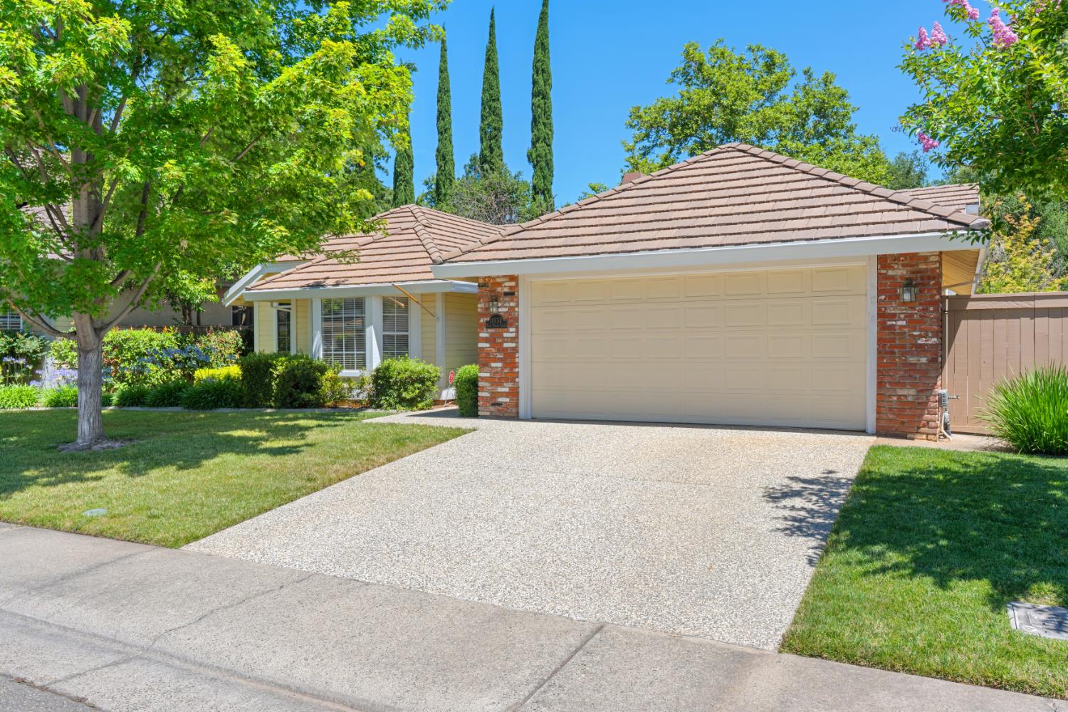 11557 Bear Valley Court