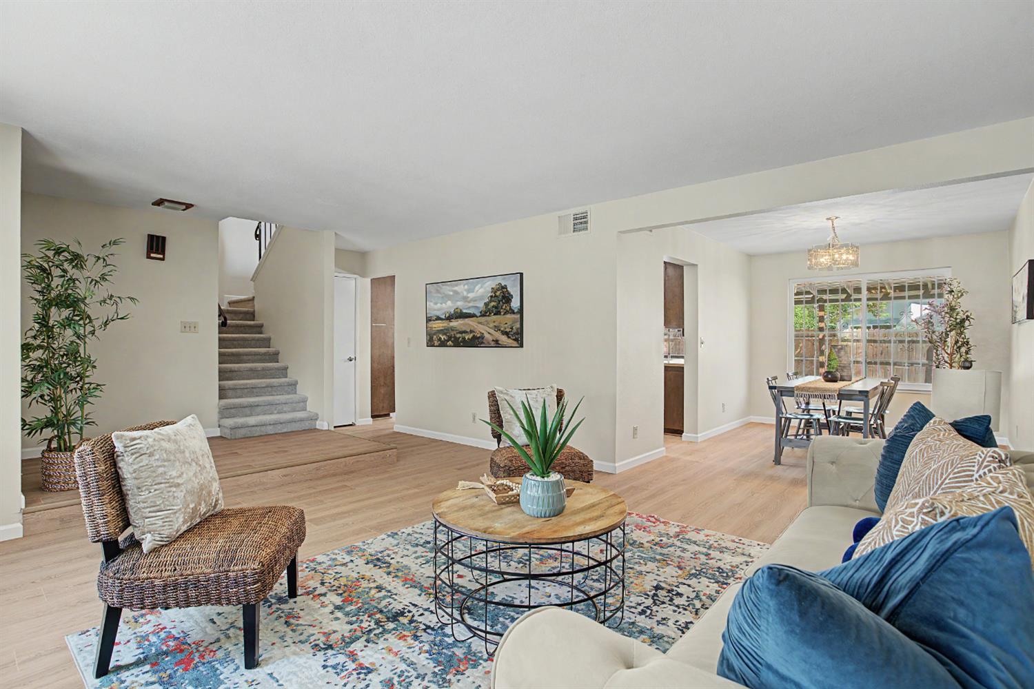 6 Lacota Court