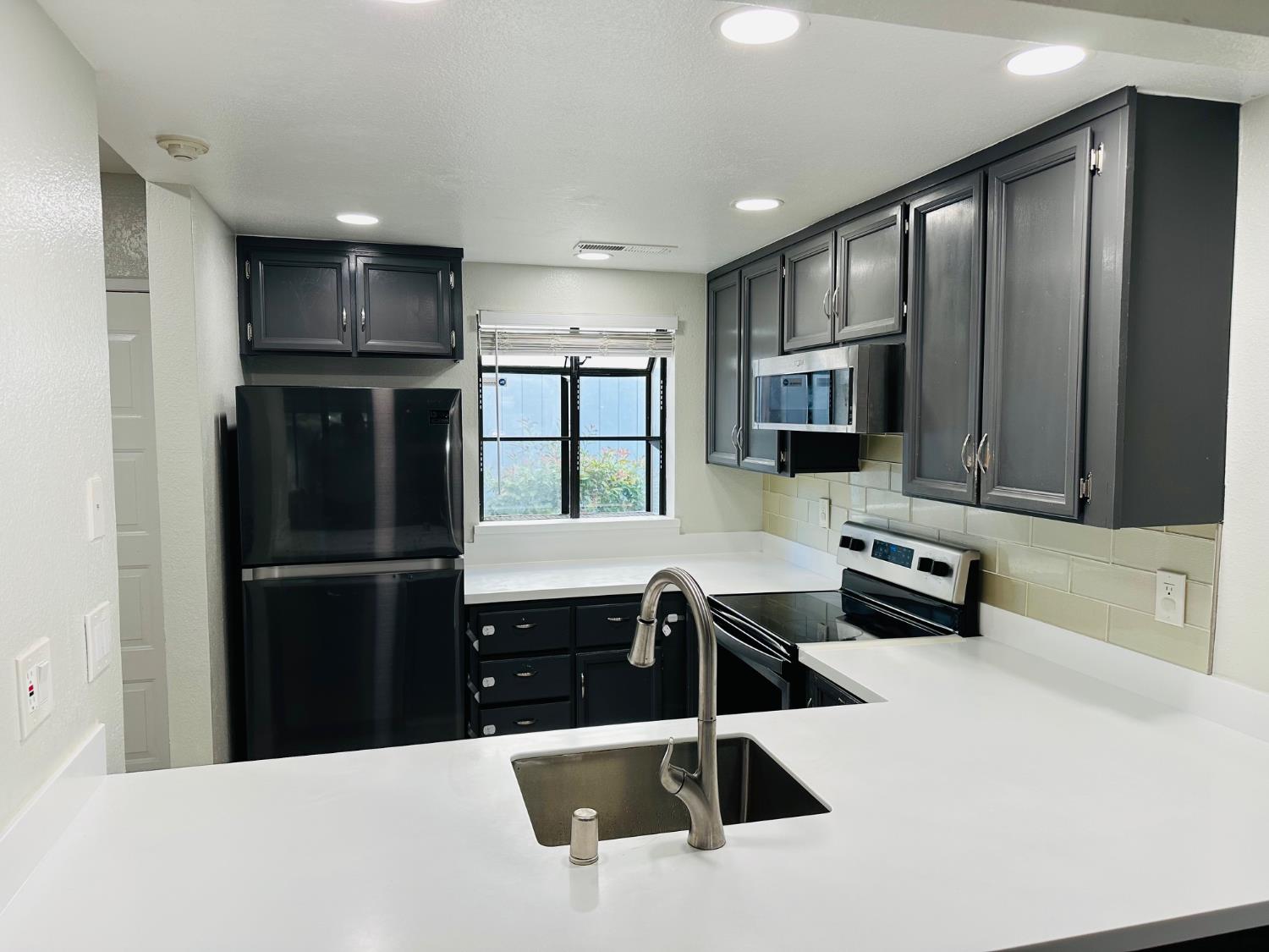 6306 Joaquin Murieta Avenue 282C
