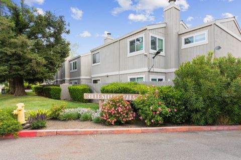 2403 Post Oak Lane Sacramento CA 95825