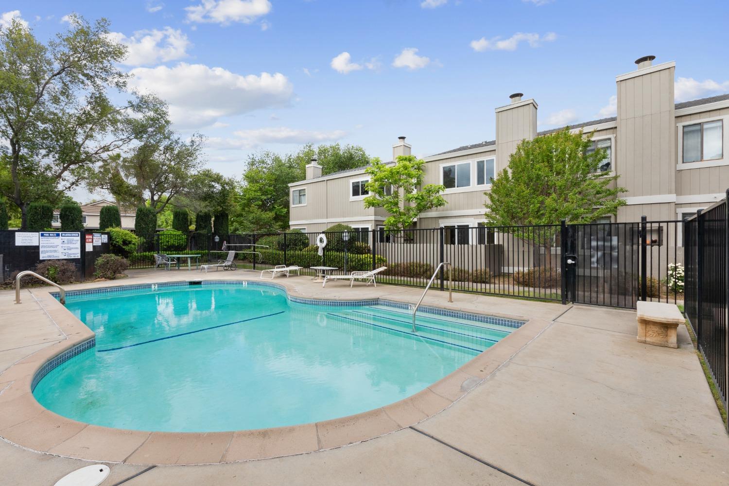 2403 Post Oak Lane
