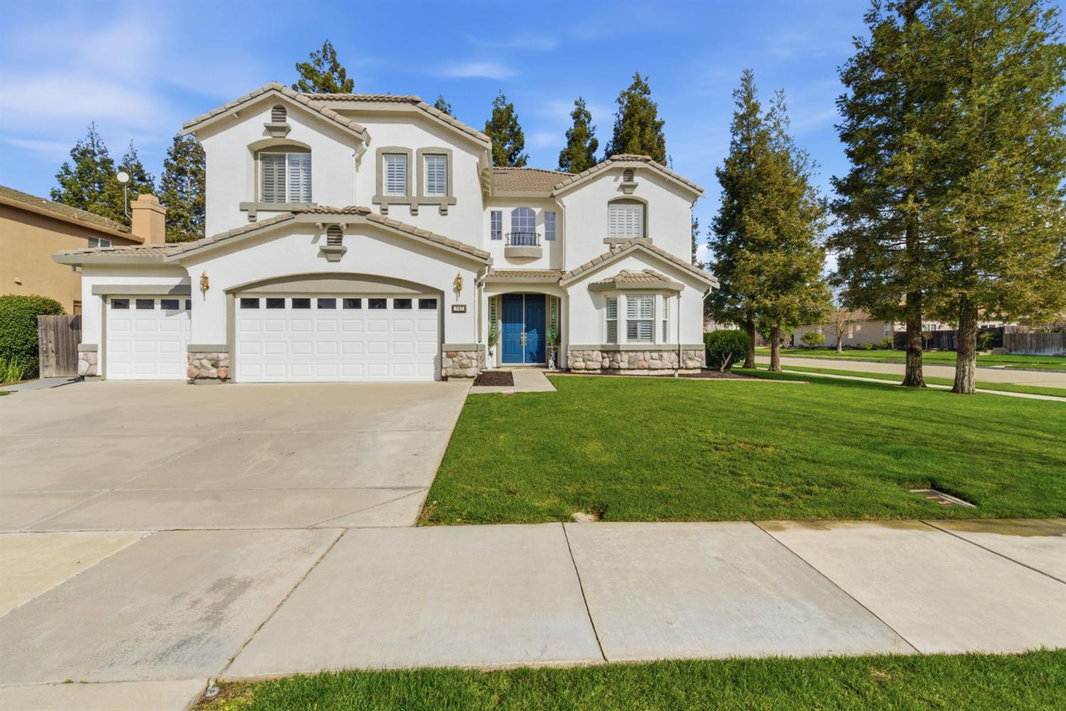 243 John Kamps Way