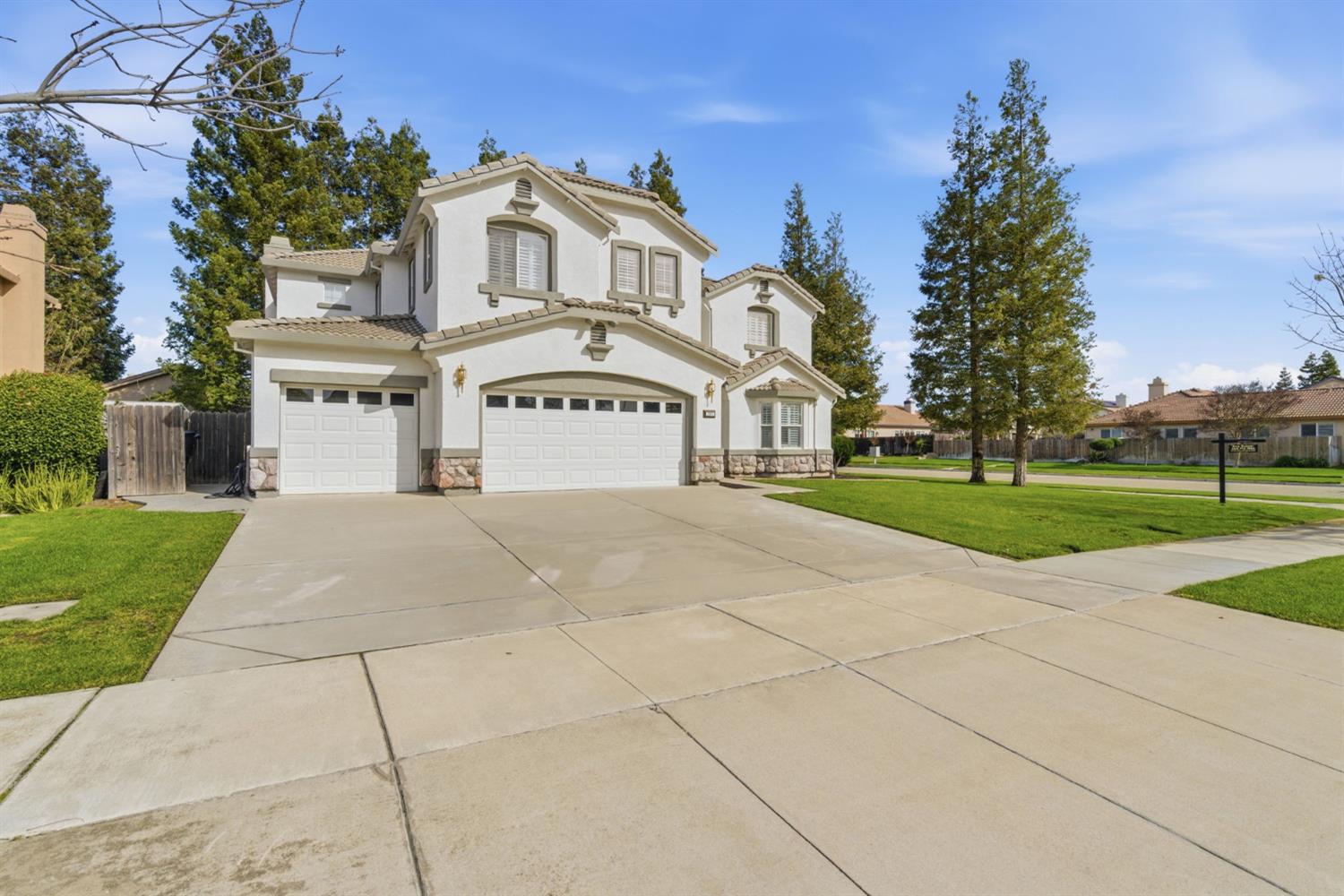 243 John Kamps Way