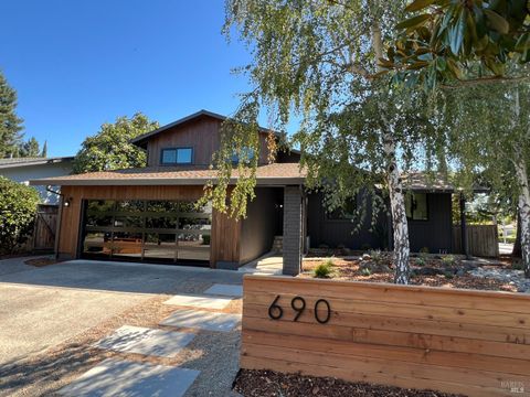 MLS: 325047004