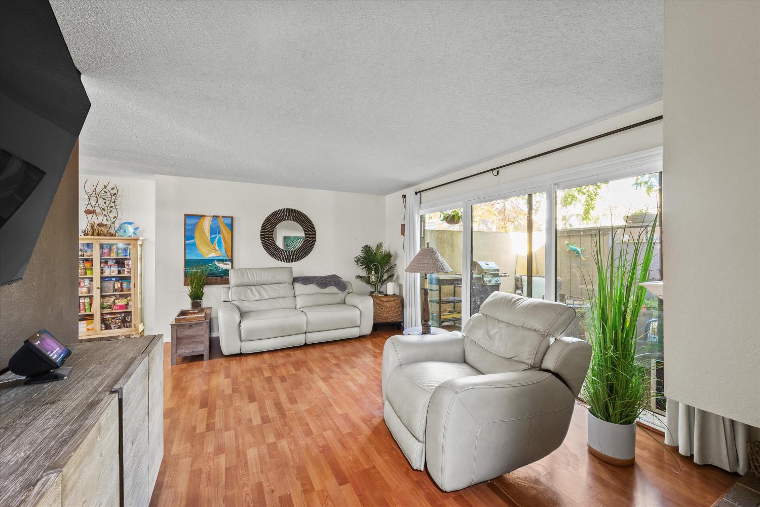 608 Woodside Sierra 1