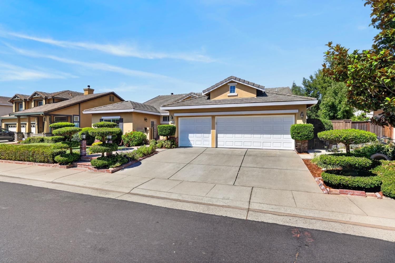 3729 Lake Terrace Drive