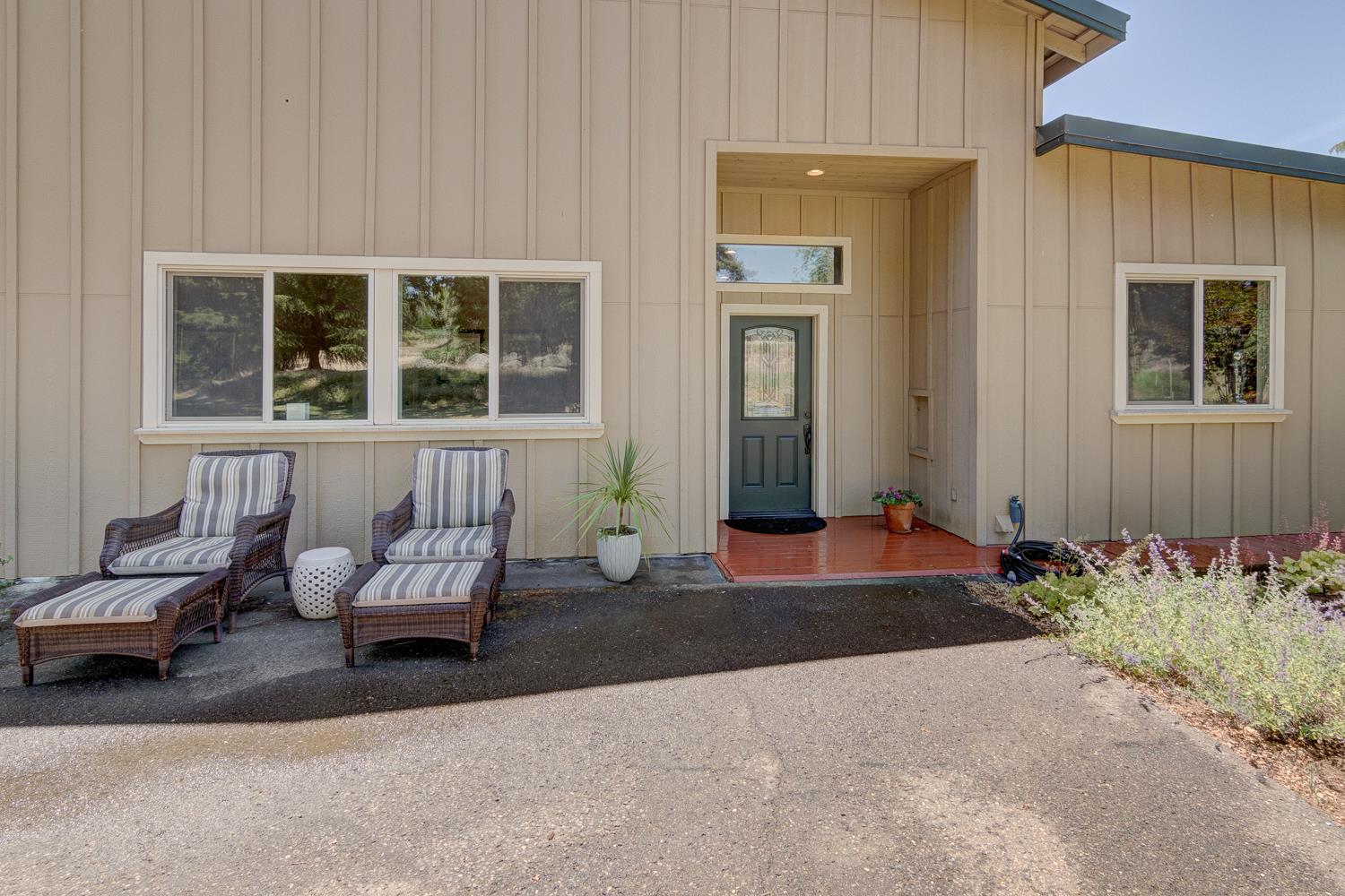 3366 Greenwood Lane