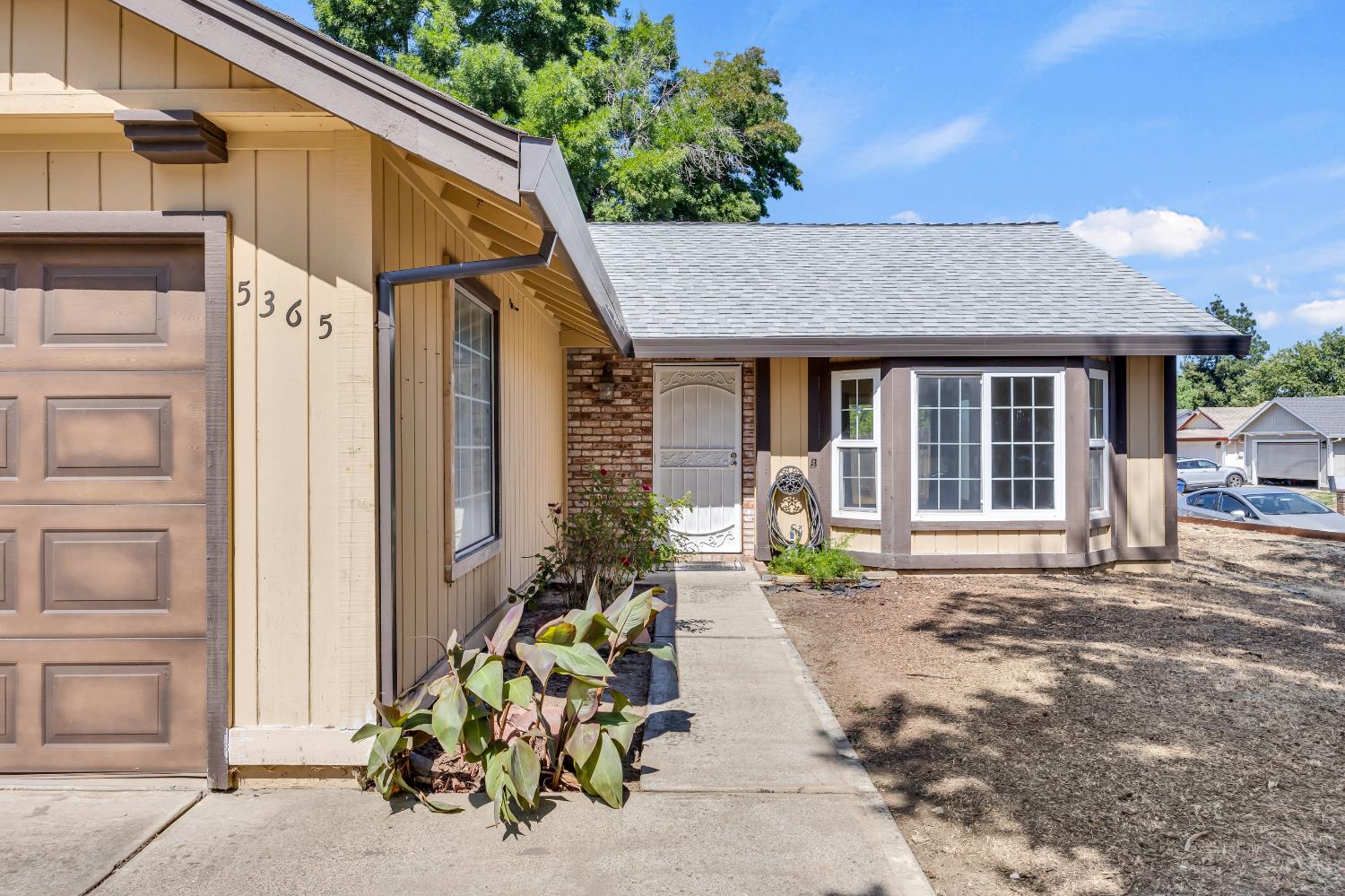 5365 Vichy Circle