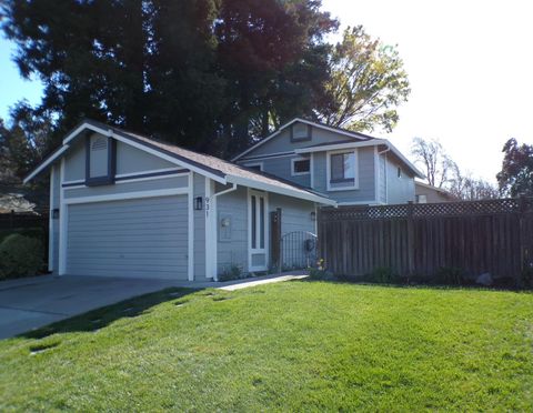931 Gulfwind Way, Sacramento, CA 95831 - #: 225030247