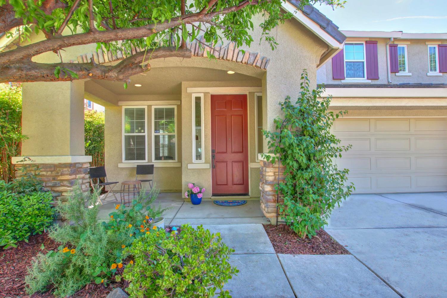 1461 Cortina Road