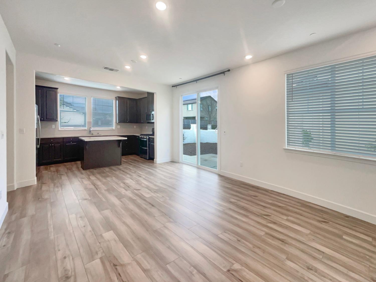 8193 Colt Way