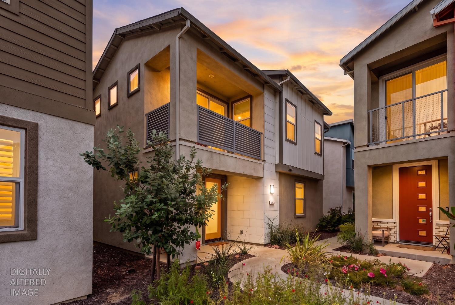 4538 Ocean Lane