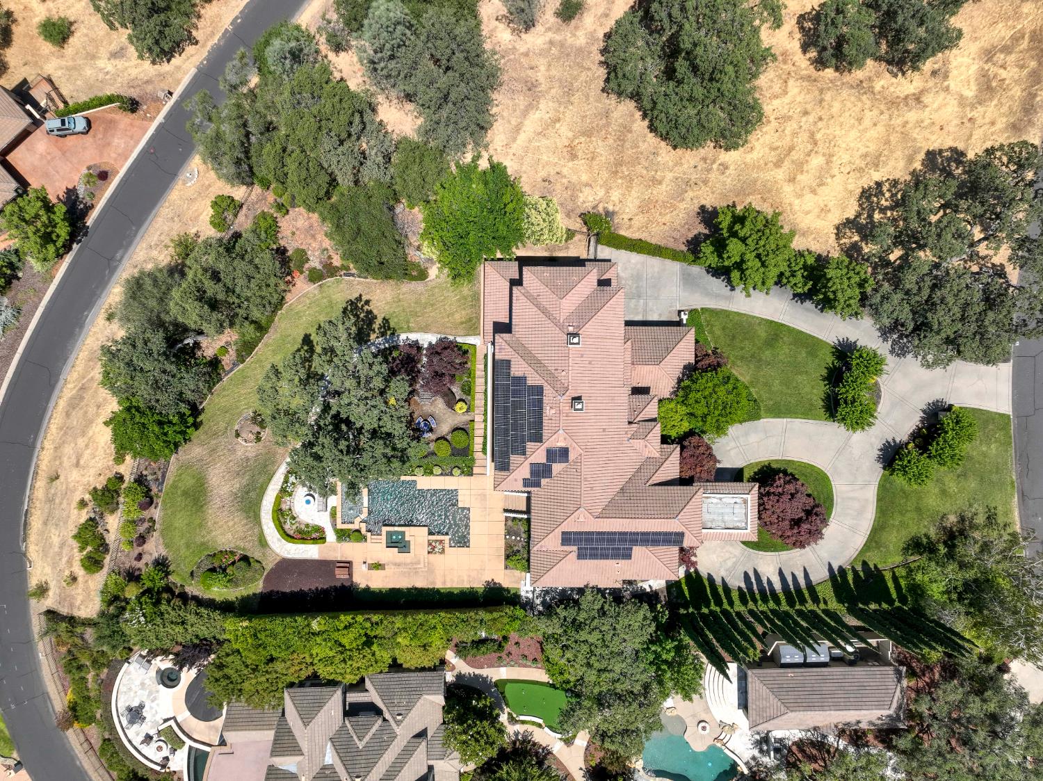 1128 La Sierra Drive