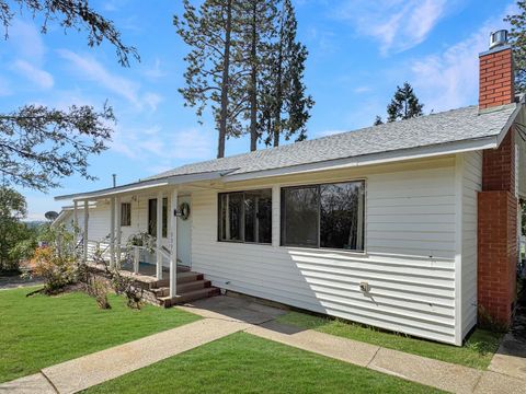 10090 West Drive Grass Valley CA 95945