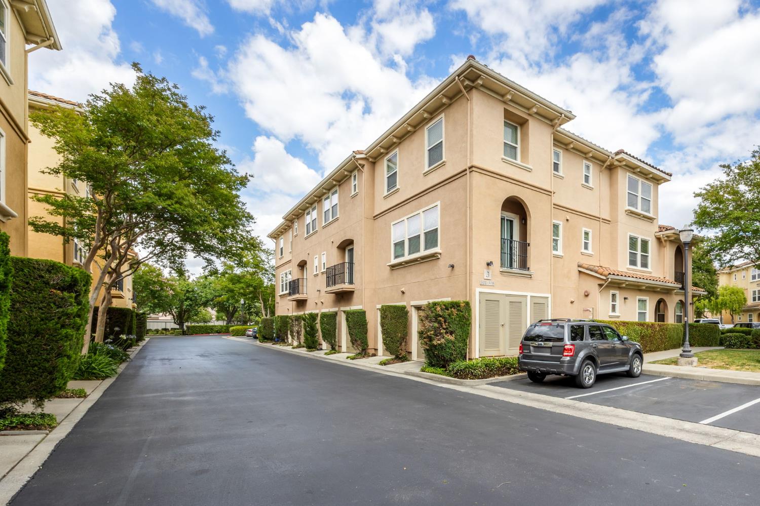 4800 Westlake Parkway 306