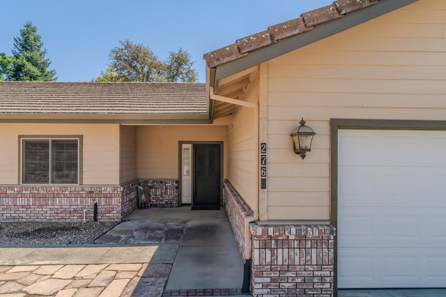 2760 Silverado Drive