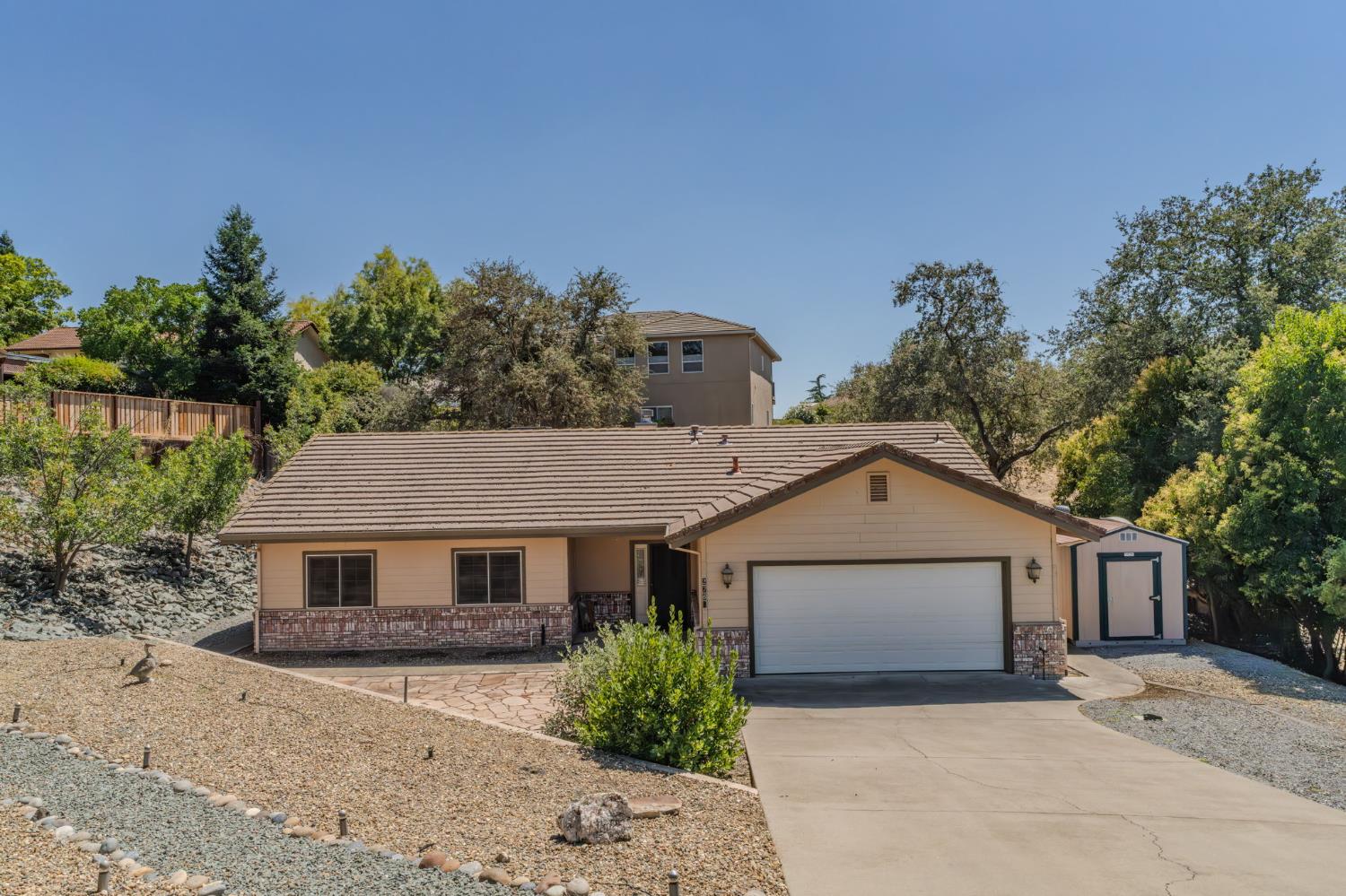 2760 Silverado Drive