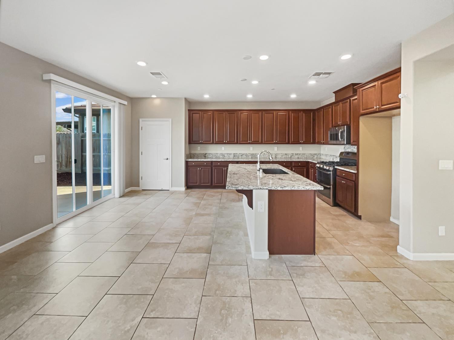 5021 Birch Valley Way