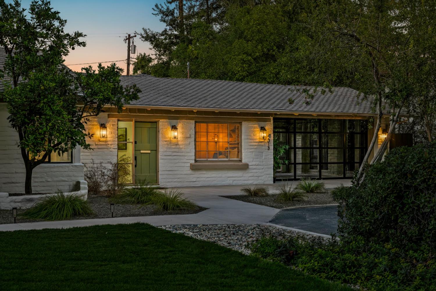 4313 Sierra Madre Drive