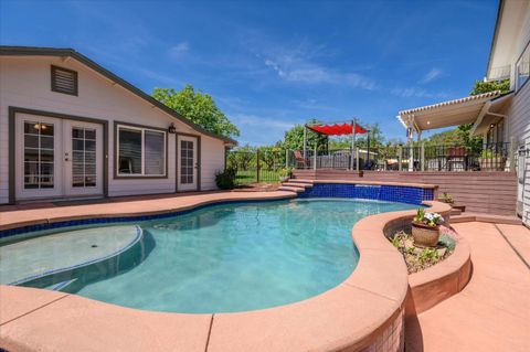 MLS: 225054813