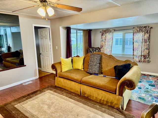 5935 Auburn Blvd 160