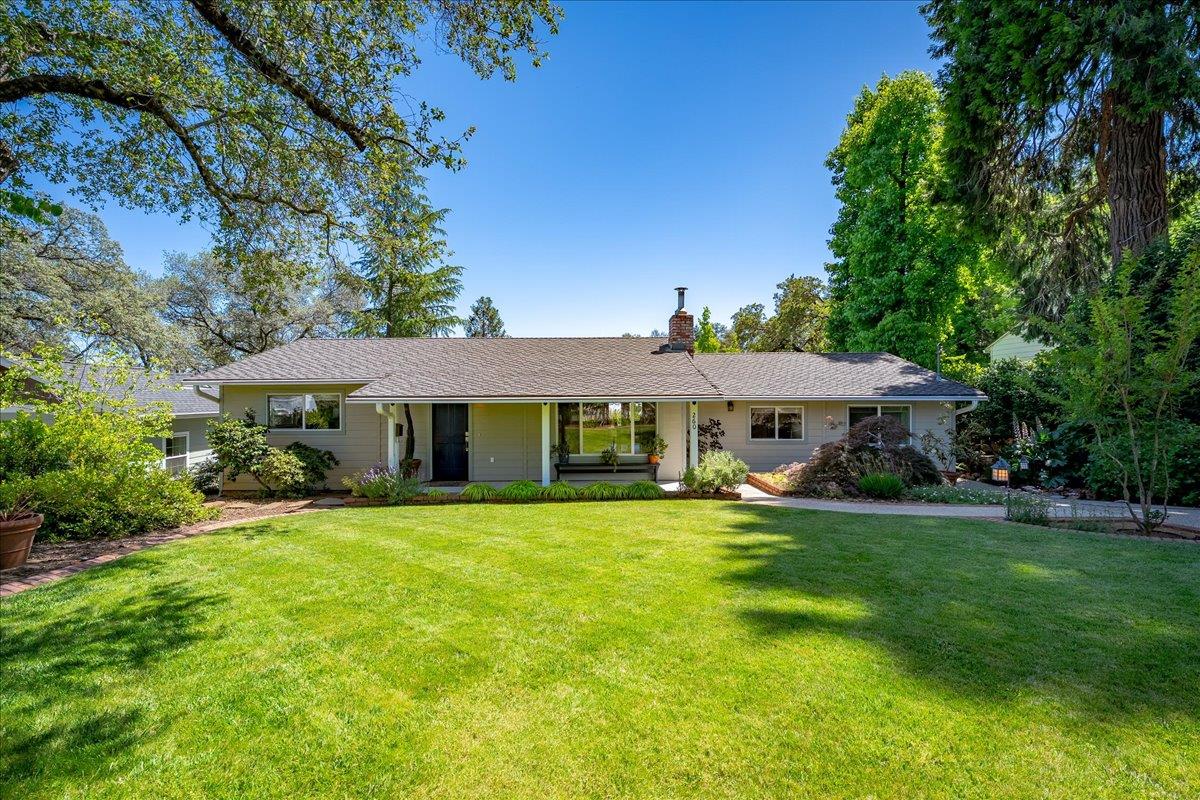 260 Greenfield Avenue