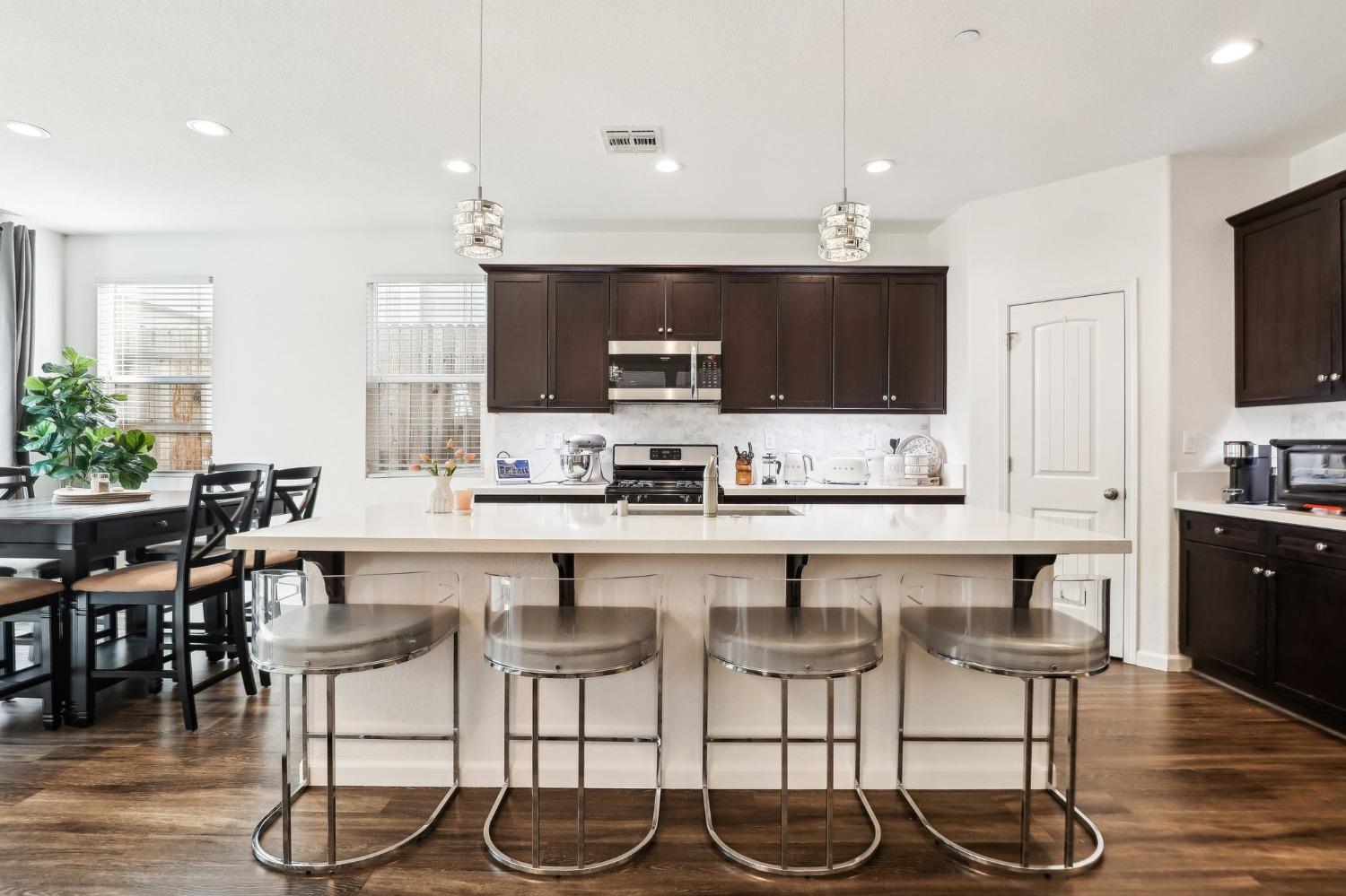 5330 Sable Wood Lane