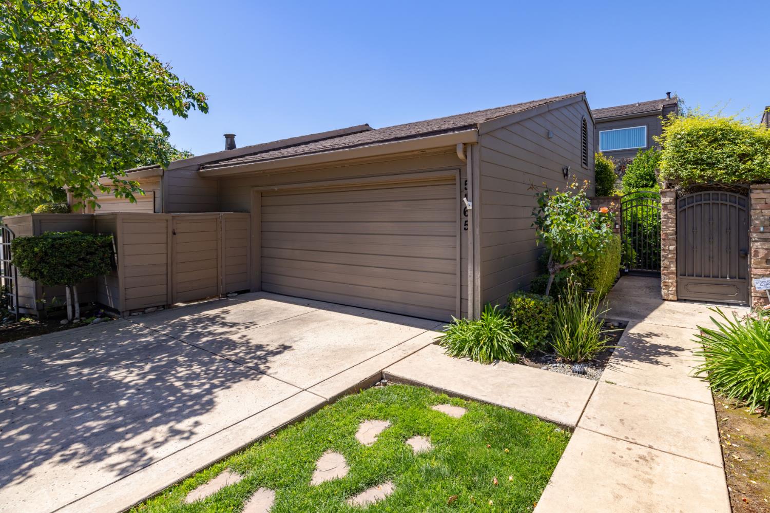 5465 Covey Creek Circle