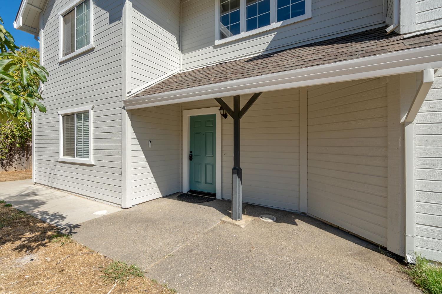 9049 Laguna Springs Way