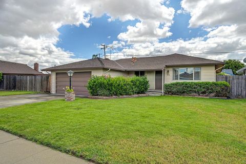 7430 Conrad Drive, Sacramento, CA 95828 - #: 226041320