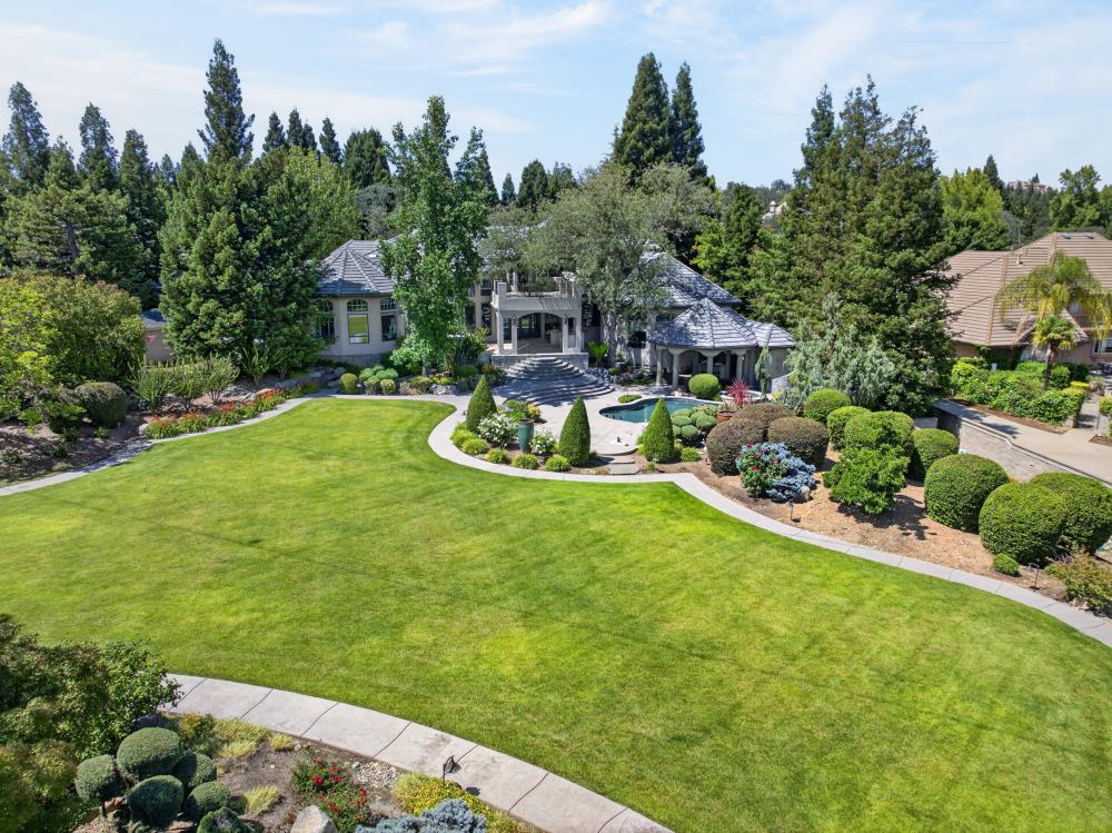 5021 Waverly Court