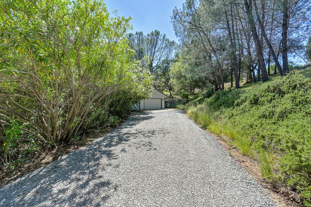 2828 Westville Trail