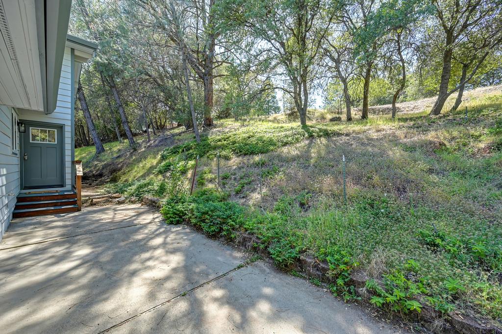 2828 Westville Trail