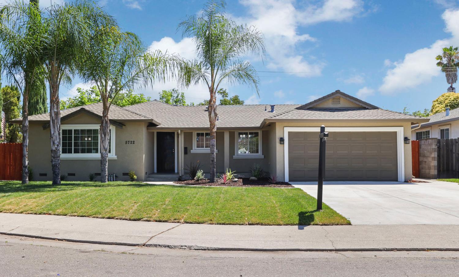 5722 Doncaster Way