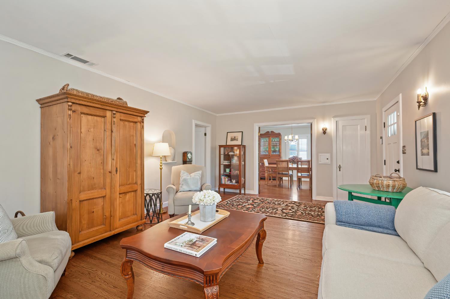 908 Sonoma Way