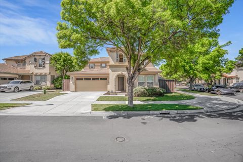 17621 Wheat Field Street Lathrop CA 95330