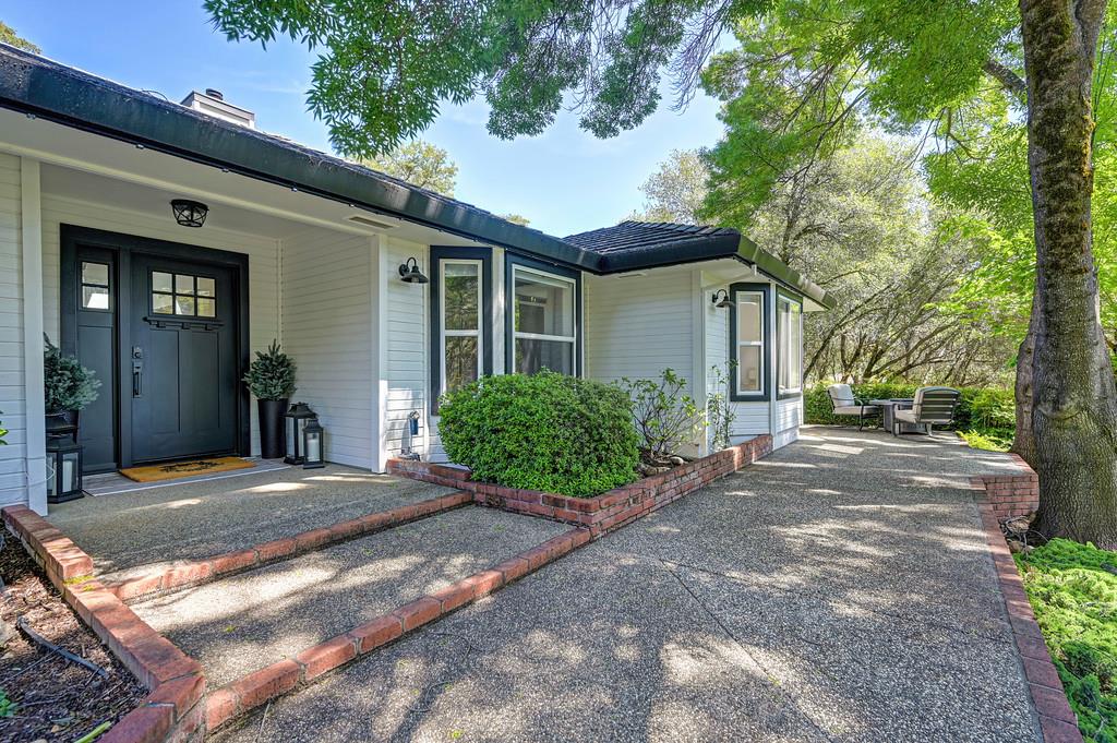 1440 Shadow Rock Drive