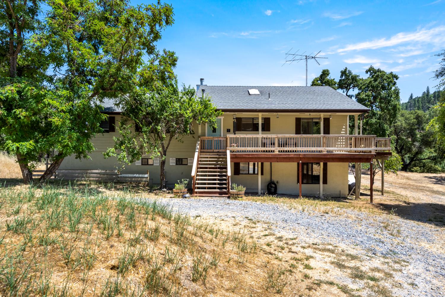 2162 Painted Pony Road