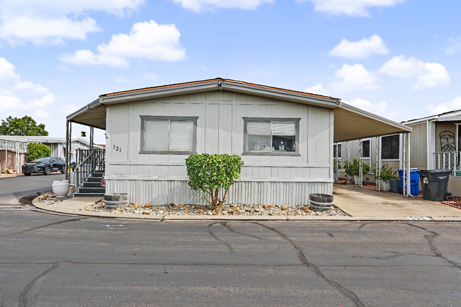 1400 N Tully Road 121